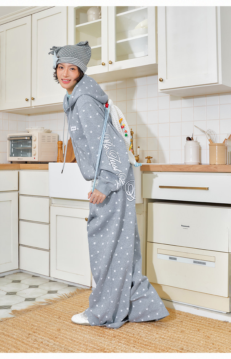 BJHG Star Print Zip-Up Hoodie