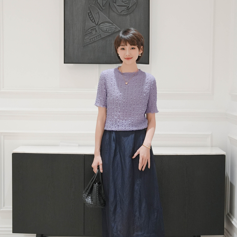 Charming Embossed Silk Blouse for Women, Short-Sleeved, New Summer Style, Purple, Skin-Brightening, Versatile, Slimming, Mulberry Silk Top Charming Embossed Silk Blouse for Women, Short-Sleeved, New Summer Style, Purple, Skin-Brightening, Versatile, Slimming, Mulberry Silk Top