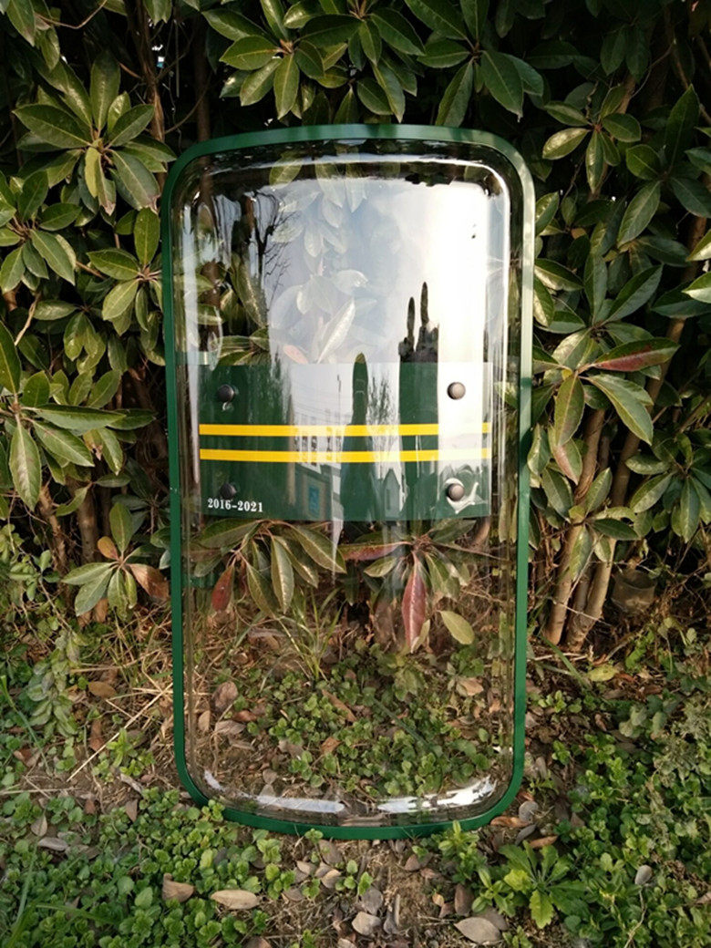 The anti - riot shield explosion - proof packing shield Campus Security equipment Tactical PC handheld security shield