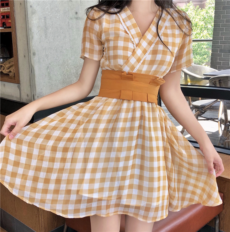 VK旗艦店 韓國風收腰綁帶復古格紋短袖洋裝