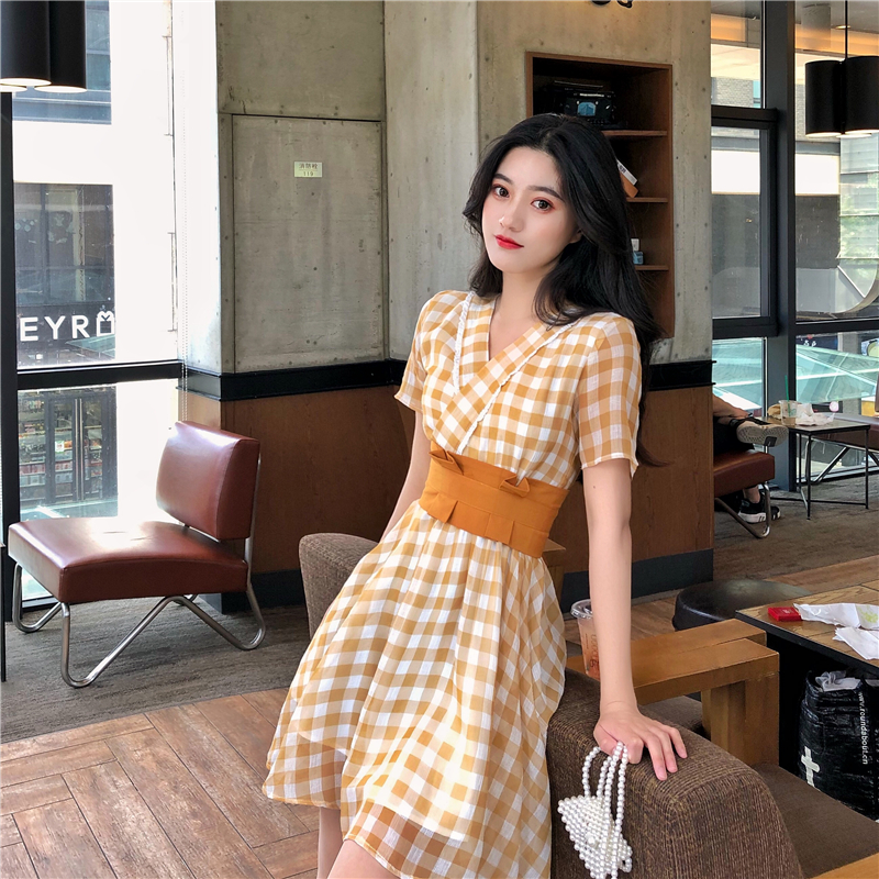 VK旗艦店 韓國風收腰綁帶復古格紋短袖洋裝