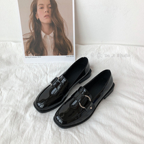 ins small leather shoes female students retro English Korean version of Joker square head thick heel patent leather single shoes 2021 Spring New