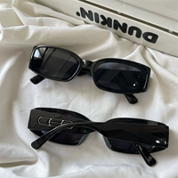 Арбуз красный скрепка черный