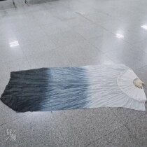 The left-hand pointing xiao ying smoke ink fan dance fan tiao wu shan gradient extension fused fan ink adult children