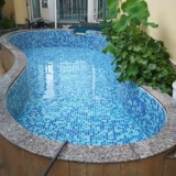 Синяя стеклянная мозаика, дорожный бассейн