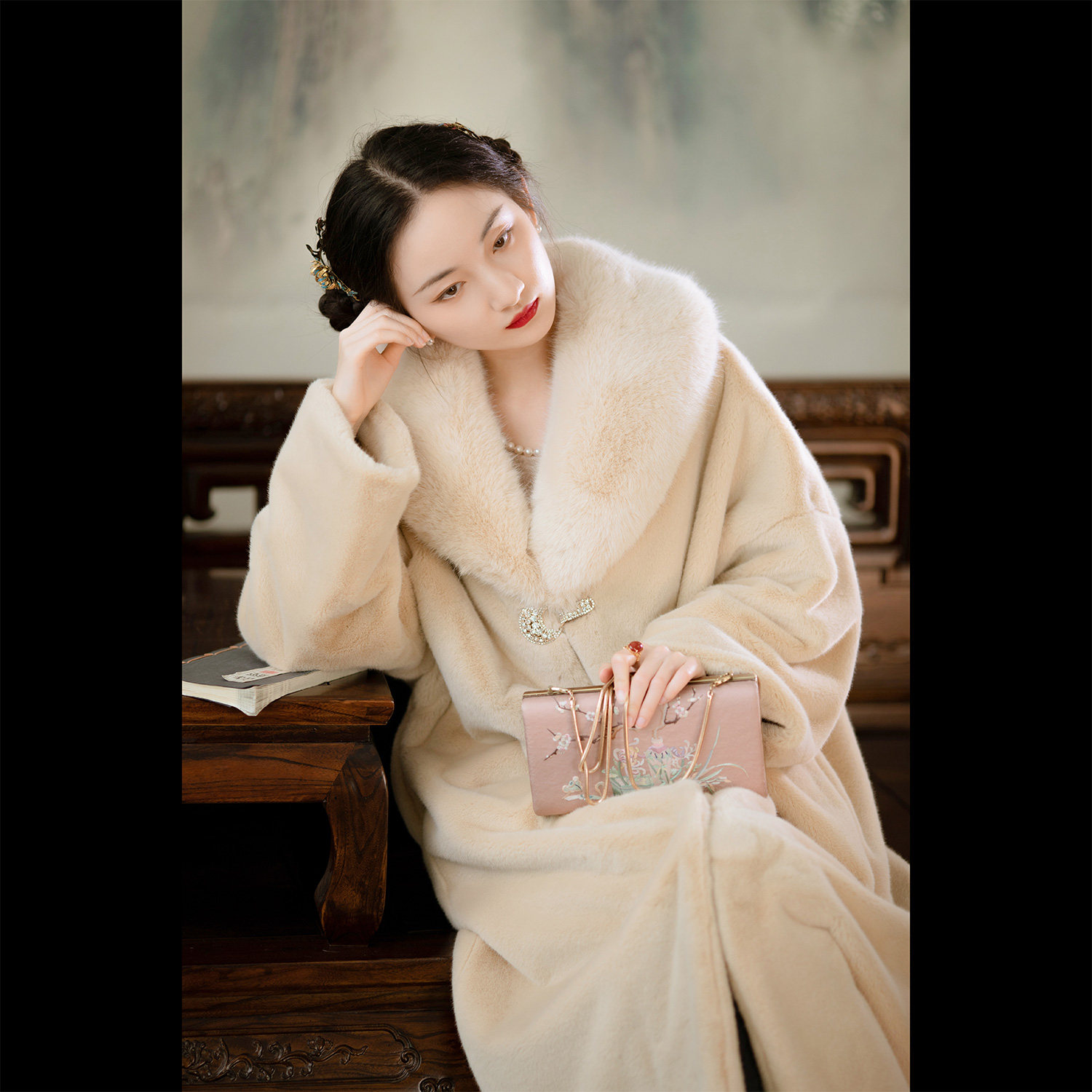 Jade Junxiang -- Young models Lazy Loose Imitation Ferret Fur Turtlet fur coats Giant Coats Women Winter New Coats Thickened