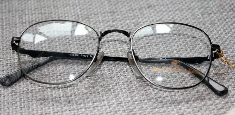Khung kính nhập khẩu retro - Kính khung kính dior