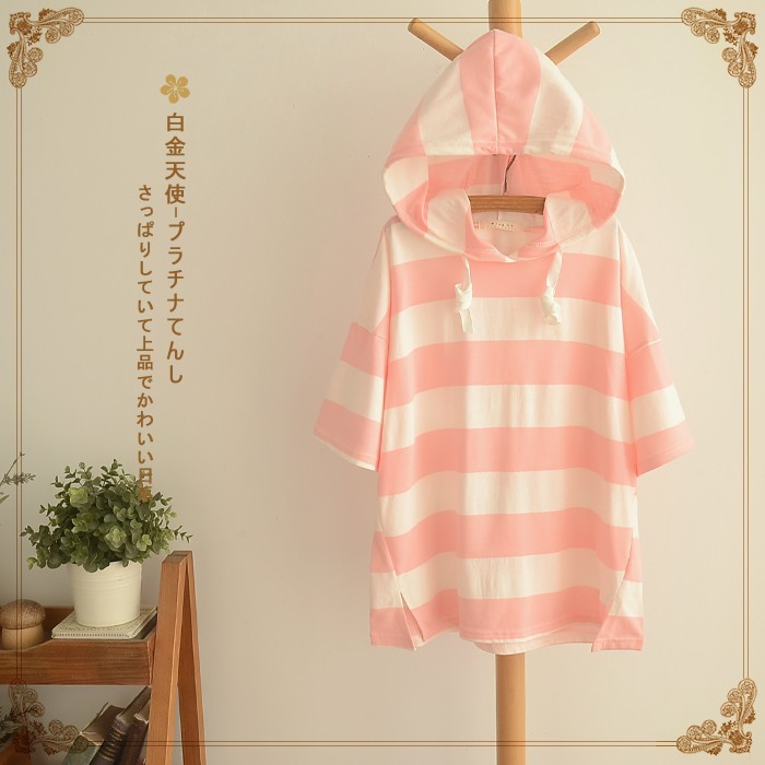 Áo khoác sọc ngang hai màu xen kẻ