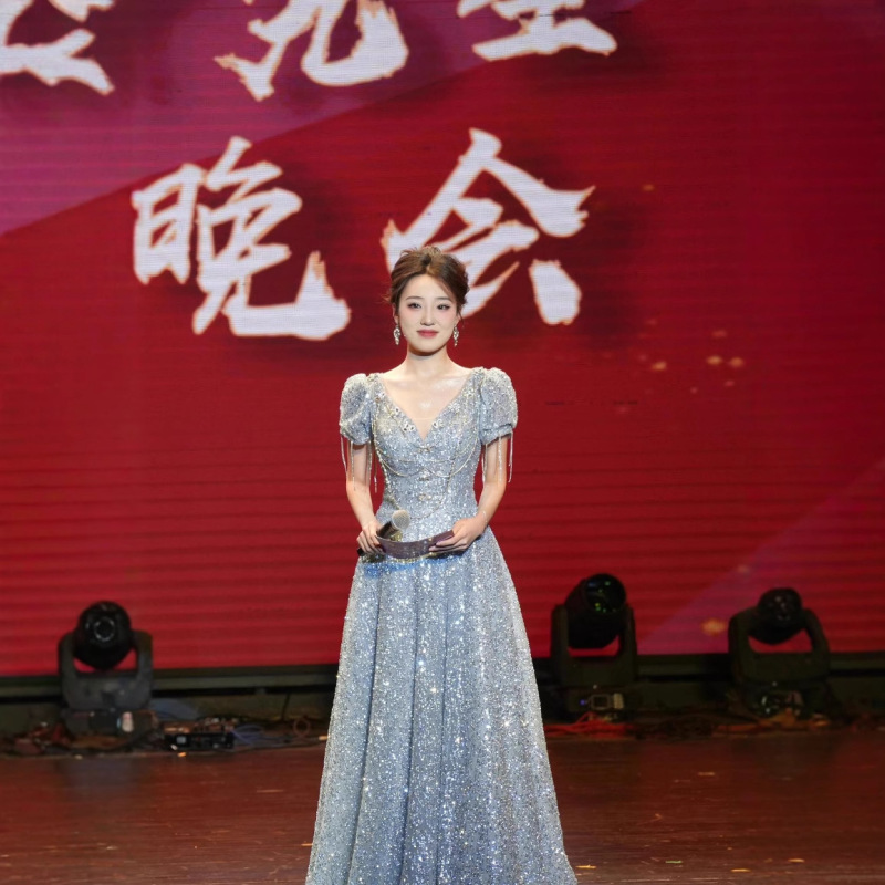 Blue Evening Dress for Women 2026 New High-End Light Luxury Niche Sparkling Art Exam Annual Meeting Host Coming-Of-Age Ceremony Dress