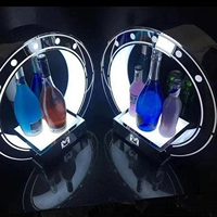 Светло-пурпурный круг вина сиденье-сальдо