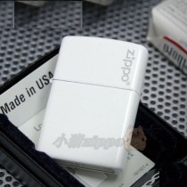 18 years old shop piglet Zippo pure white matt lacquered 214 Trademark 214ZL