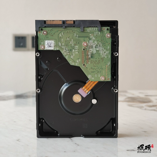 WD West Digital WD40EFPX/EFZX Красный диск плюс вертикальная магнитная запись NAS Network Storage Hard Disk 4T