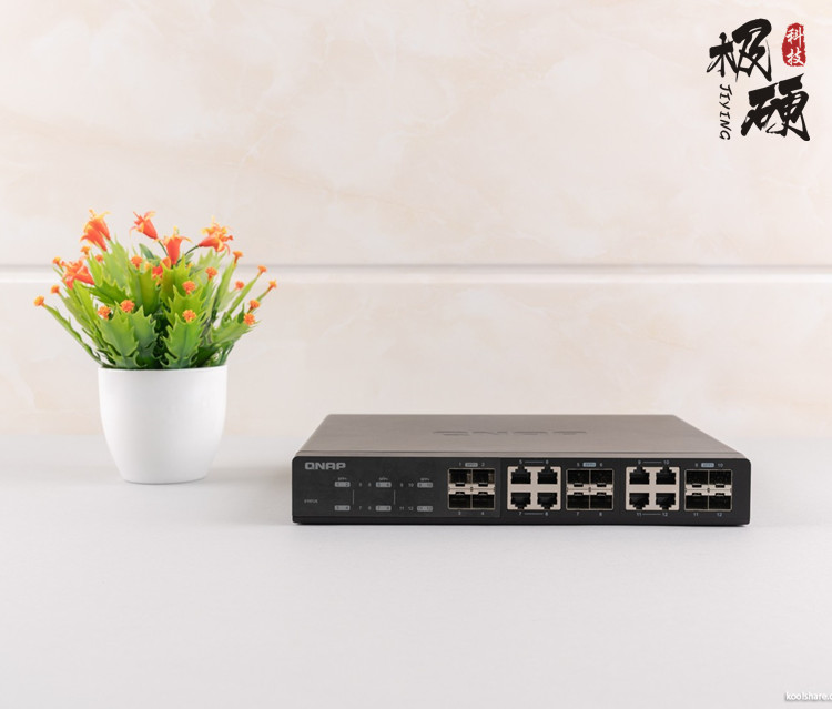 QNAP 10G 10G 10 Gigabit Switch Non-network managed optical port multiplexing has QSW-M2108-8C