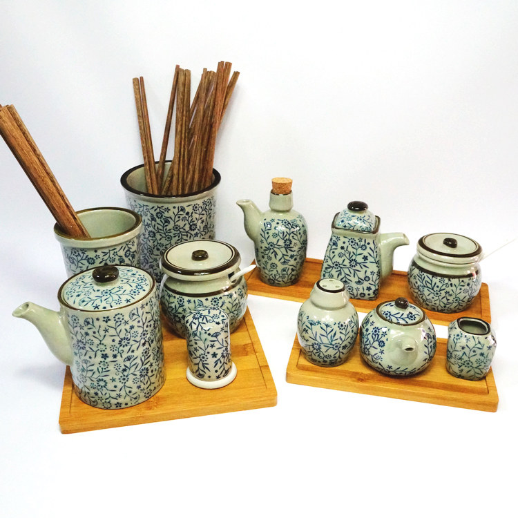 Japanese-style ceramic seasoning pot toothpick cylinder oil pot seasoning pot set chopsticks tube chopsticks cage chili tank vinegar tank soy sauce bottle