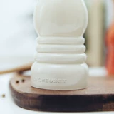 Французский прохладный цвет/le creuset Home Kitchen Ceramic Sale Sale Pepper Grill Grilling Bolting 21 см.