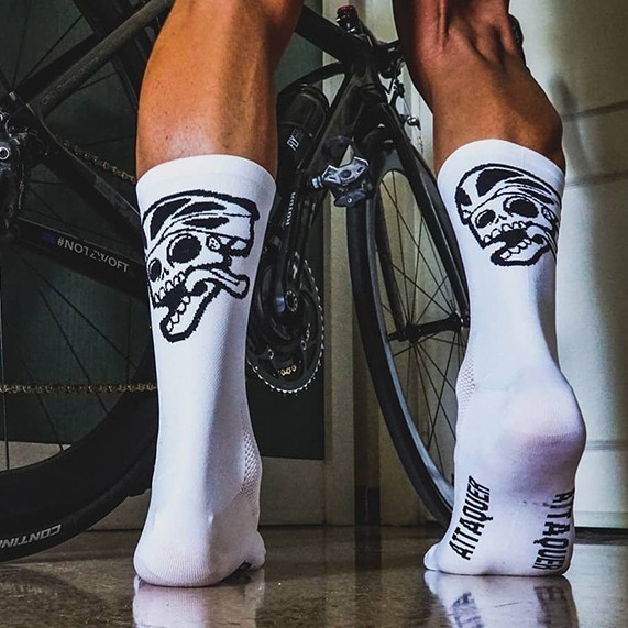 attaquer ghost head riding socks outdoor sports antibacterial deodorant cotton breathable mid-tube socks road bike riding socks