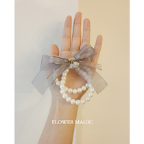 Bells flower grey fairy gauze bride bride bride sister wristflower wristwedding mate hands hands-on pearl bracelet