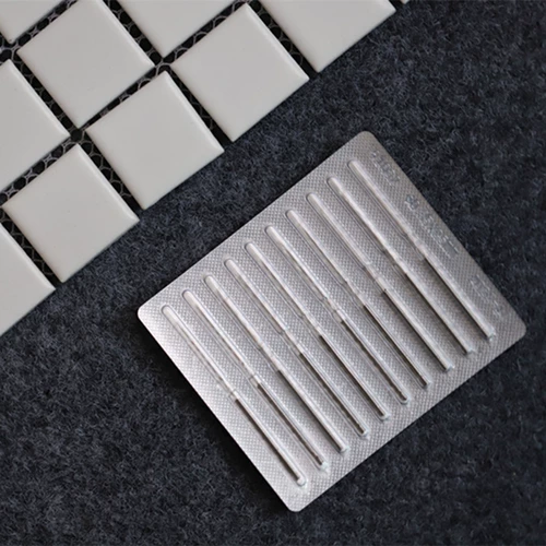 Игла из деревянного руля.