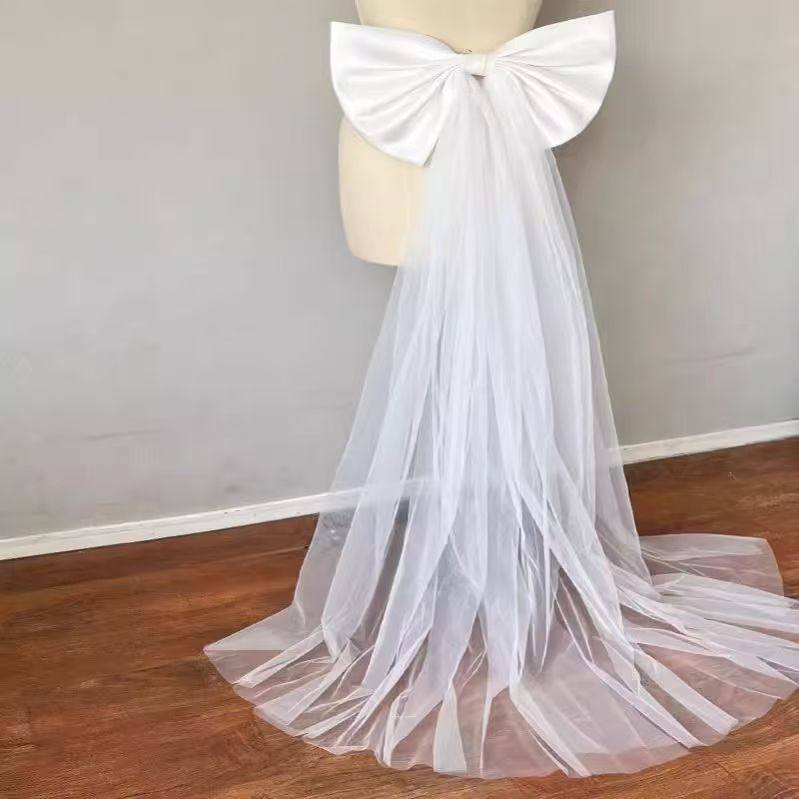 Multi-Layered Tulle Bow with a Long Train, Extra-Large Wedding Dress Decoration for Bridal Photoshoots, Floor-Length Train Accessories Multi-Layered Tulle Bow with a Long Train, Extra-Large Wedding Dress Decoration for Bridal Photoshoots, Floor-Length Train Accessories