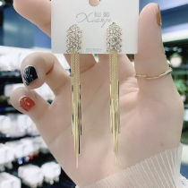 Korean style long stream of Su earrings commuted with simple round face slim ear decoration middle-aged mother