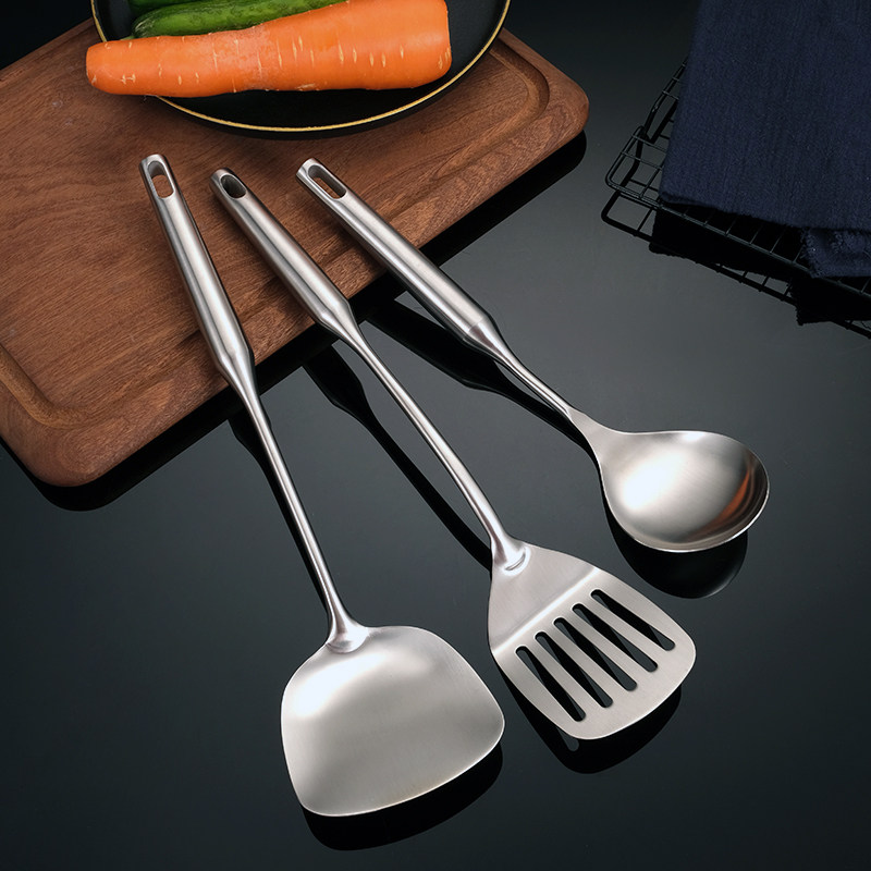 Thickened hollow leaking spoon Stainless Steel Stir-fried Vegetable Iron Shovel Pan Shovel Frying Scoop Soup Spoon Domestic Cookware Set Group Complete