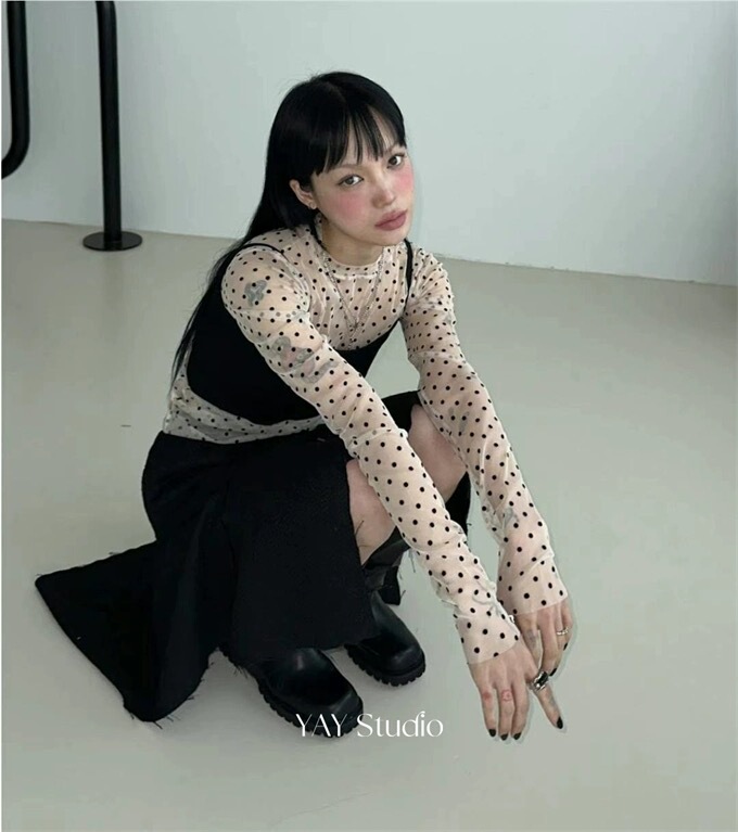 2024 Early Spring Korean Style ins Polka Dot Mesh Round Neck Long-Sleeve T-Shirt Versatile Top Sweet 2024 Early Spring Korean Style ins Polka Dot Mesh Round Neck Long-Sleeve T-Shirt Versatile Top Sweet