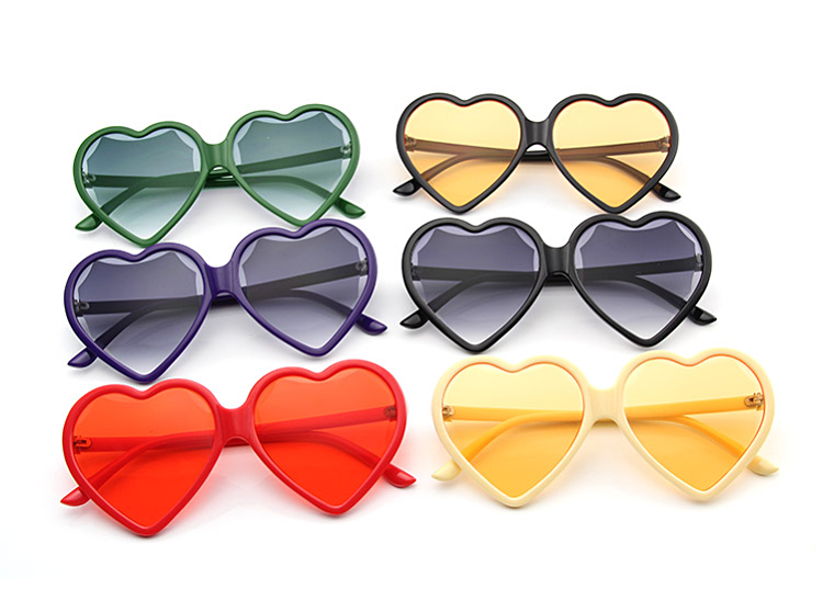 Lunettes de soleil en PC - Ref 3367078 Image 18
