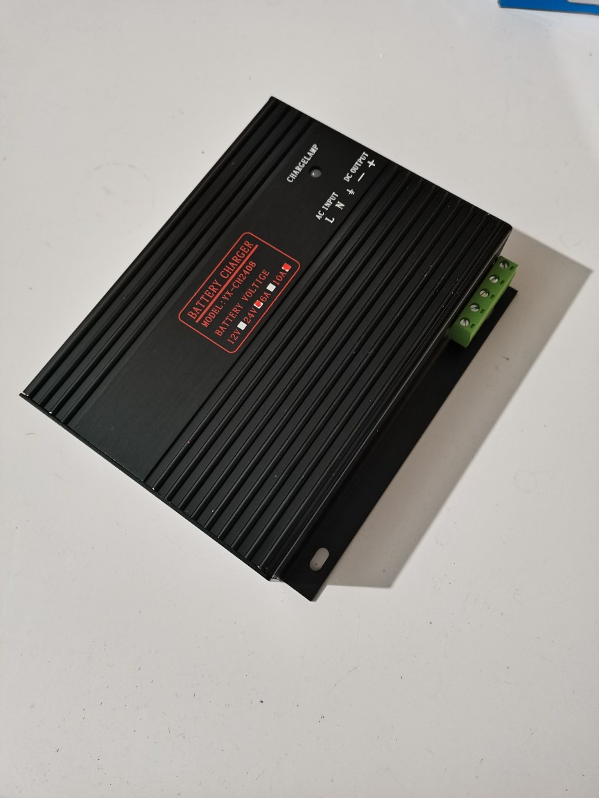 Diesel generator set battery battery intelligent charger Fu YX-CH2408 12 24V 6 10A