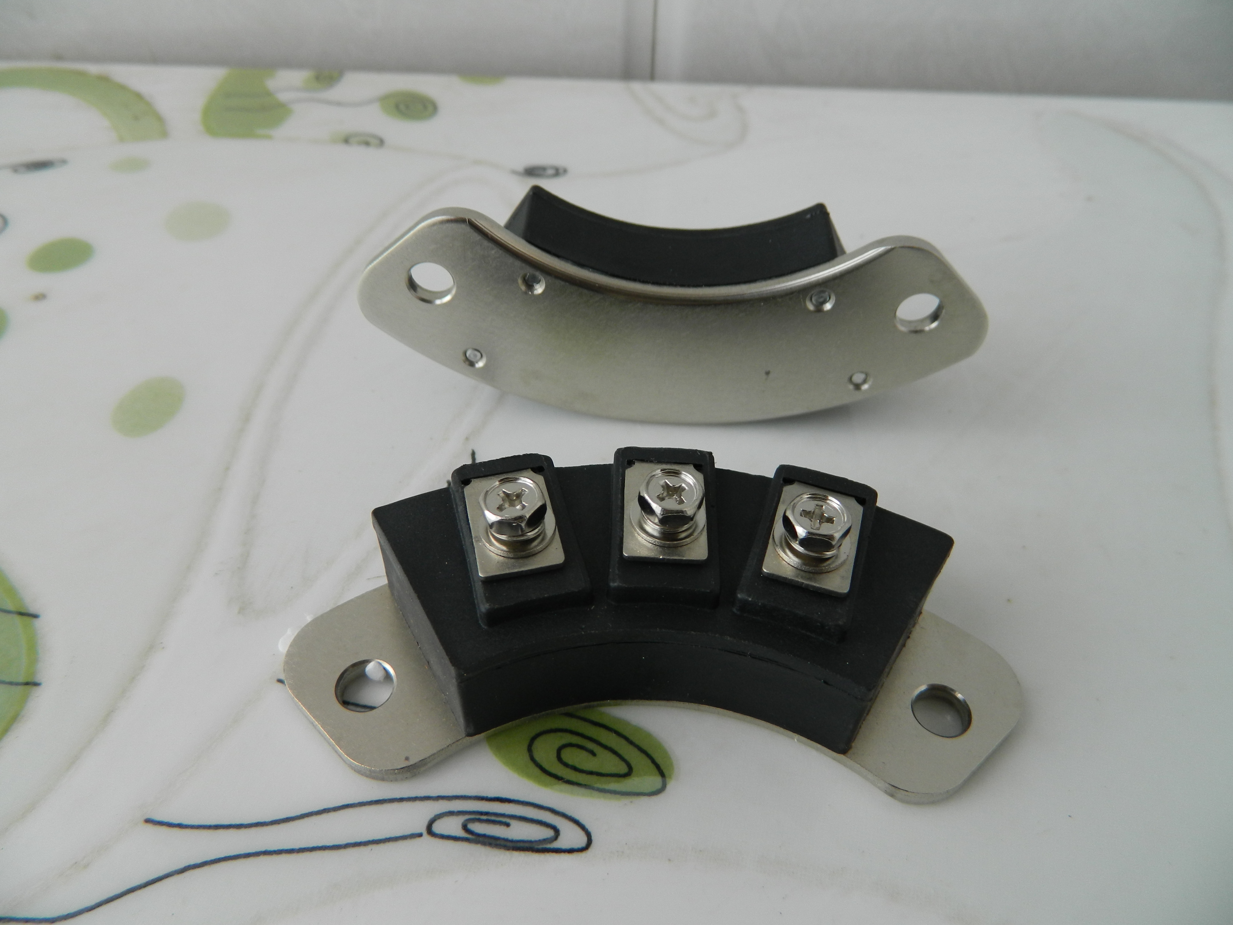 MXG(x)50-12MXY(x)50-12 25 40 70-12 Generator arc rotating rectification module