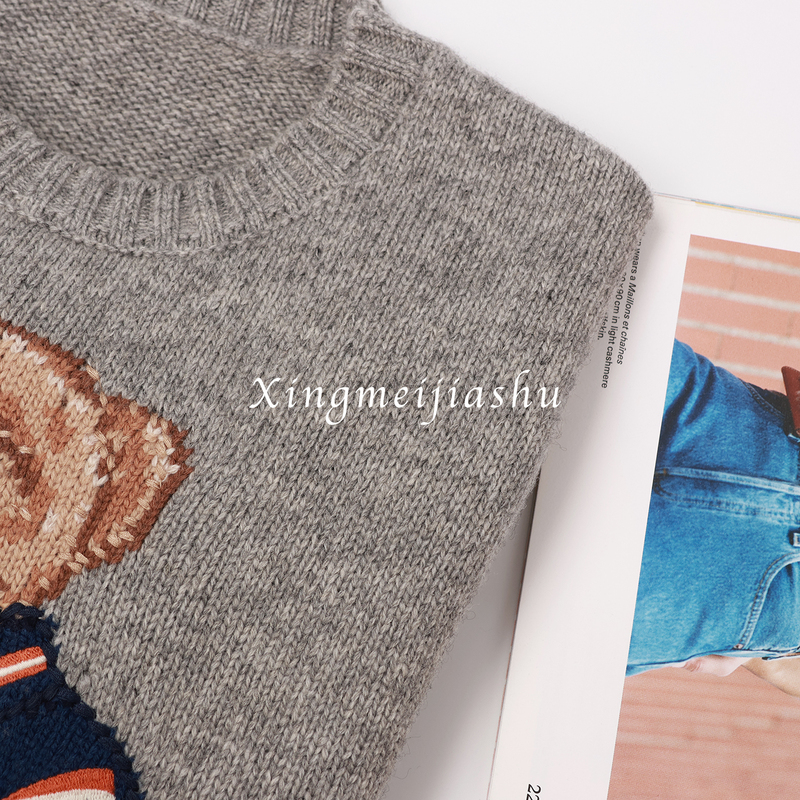 Light Luxury Goods! Cute and Sweet! Adorable Little Bear Jacquard Wool Cashmere Round Neck Knit Sweater for Women, Autumn and Winter