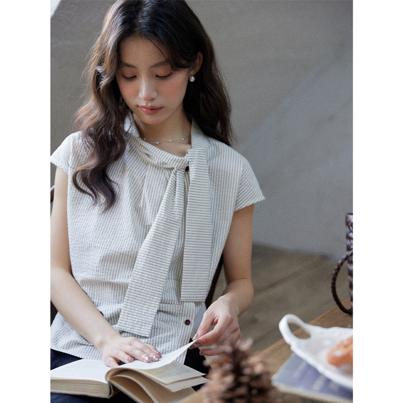 Mixabo Daily Vertical Striped Short-Sleeved Shirt for Women, Summer Cotton Asymmetrical Design with Flutter Collar and Raglan Sleeves Top