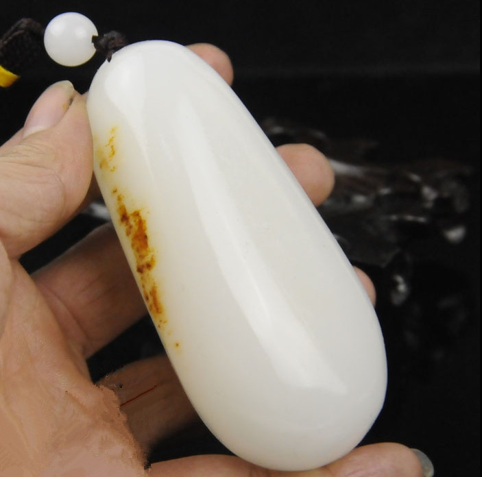 xinjiang hetian jade seeds lamb fat white jade with leather handles raw stone seeds handles