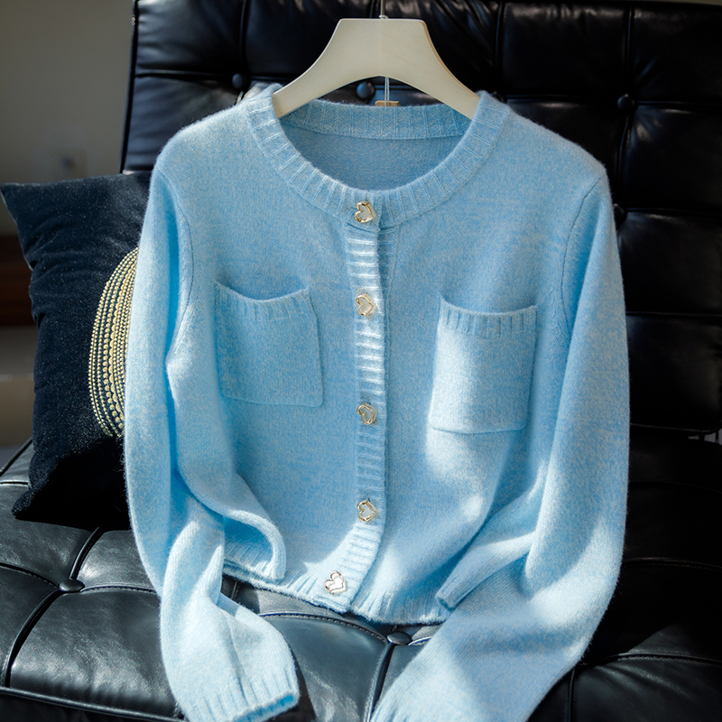 2025 Autumn/Winter New Consinee 100% Pure Cashmere Sweater Women's Cardigan Short Coat with Floral Yarn in Chanel Style