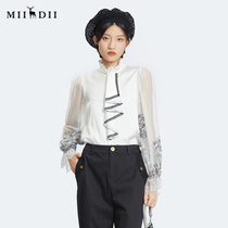 Riddle Shirt Woman 2022 Fall new retro fashion Narrow Shoulder Lantern Sleeves Lace Shirt 228MC6154