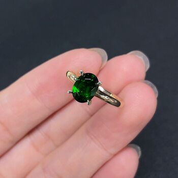 14k gold inlaid diopside ring 2 grams inner diameter 16.5mm