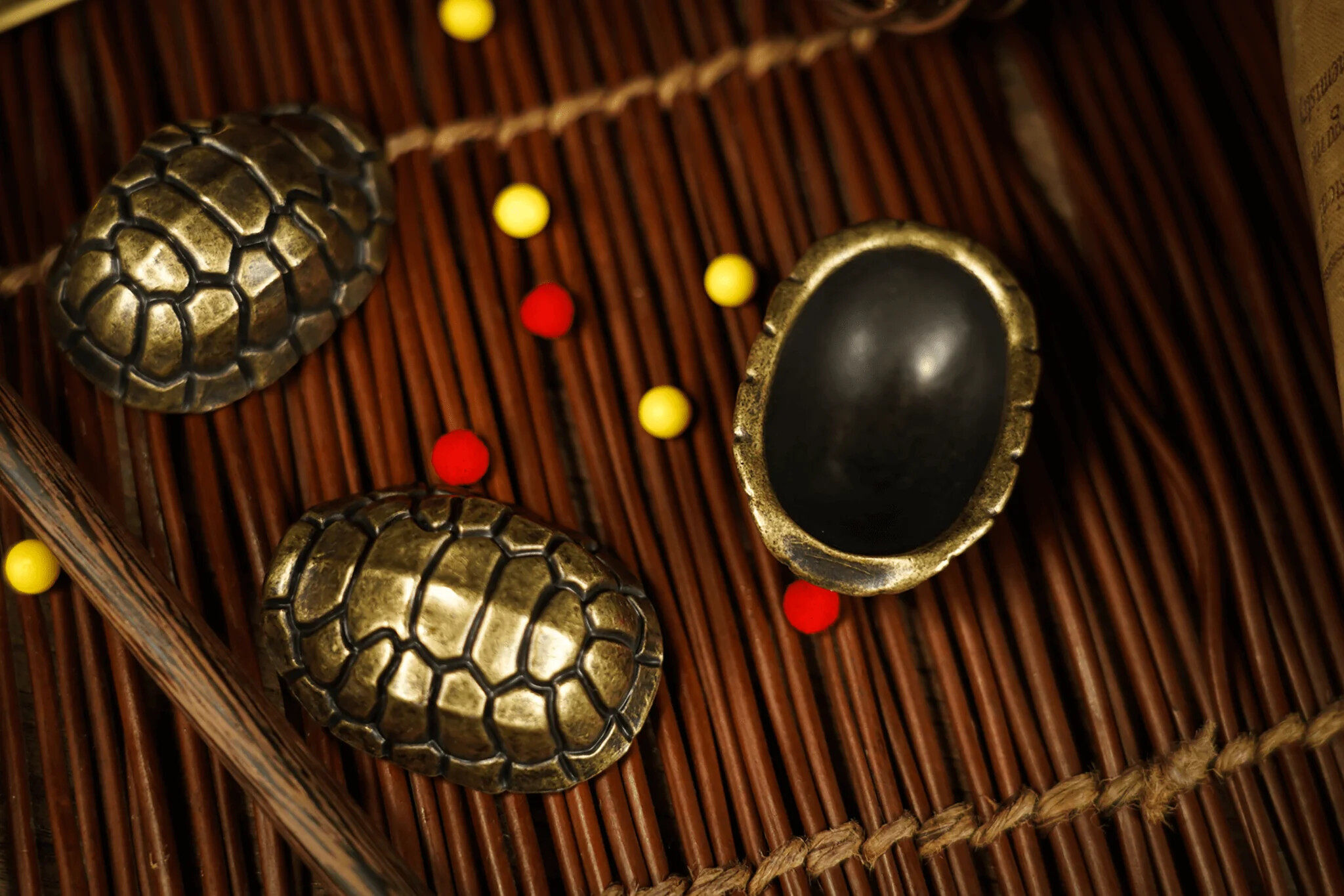 Shell Game Magic Trick: 3-Piece N2G Turtle Shell Set - Product image 8