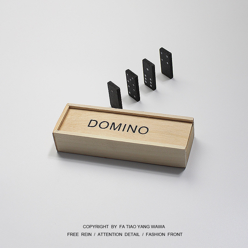 The clockwork is boring, just playing with a domino and a domino domino.