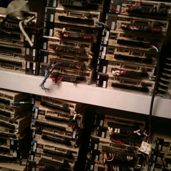 Anchuan servo drive SGDV-2R8A01A 002000 motor SGMJV-04AAA61 04ADA21