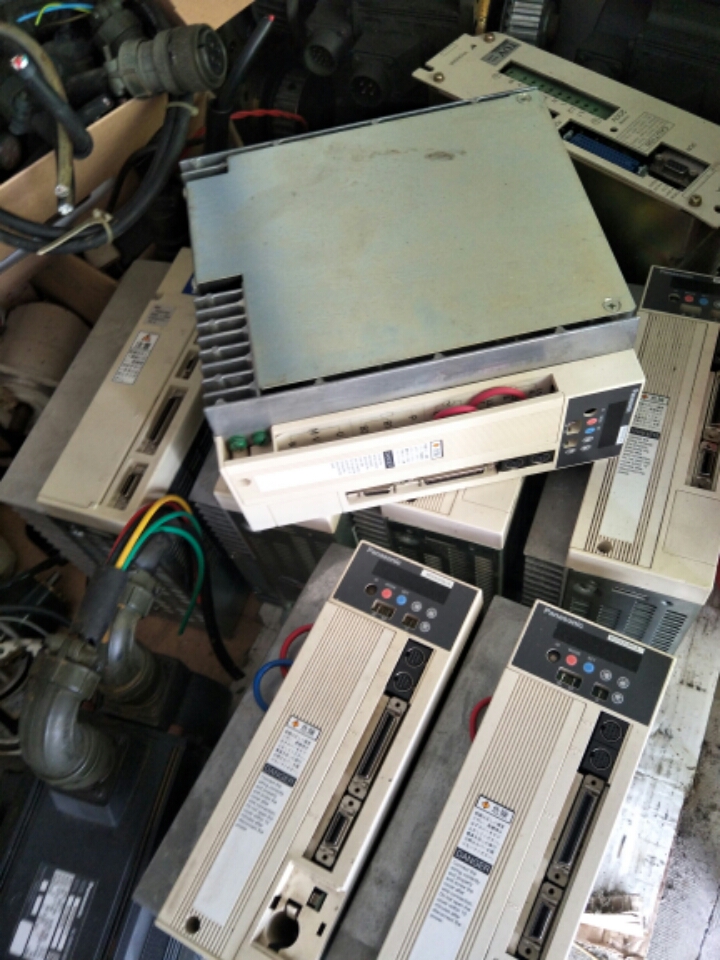 Panasonic servo drive MHDA053A1AMDDA203A1A MSDA253A1A MDD103A1VV MDD103A1VV MDD103A1VV