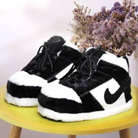 Черно -белая панда