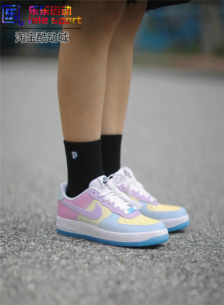 Nike, Nike Air Force 1, индукционные напяточники 
