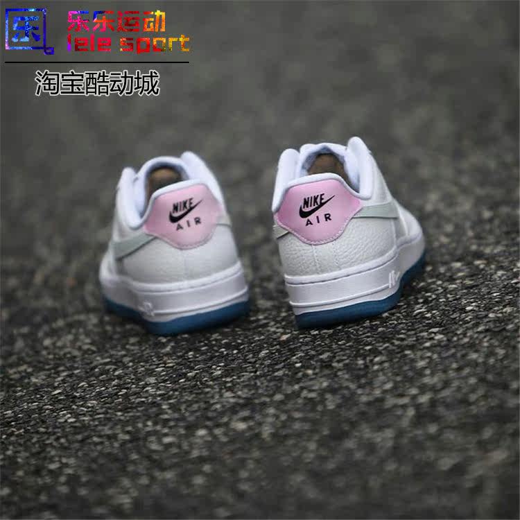Nike, Nike Air Force 1, индукционные напяточники 