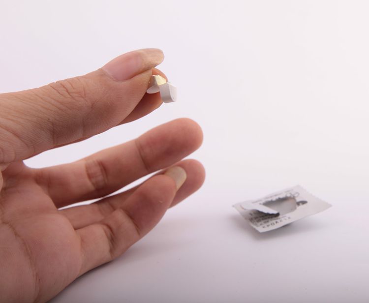 Xác thực mèo mèo tẩy giun sán mèo Catworm thuốc trừ sâu mèo mèo với thuốc chống côn trùng mèo - Cat / Dog Medical Supplies Dụng cụ phòng khám thú y