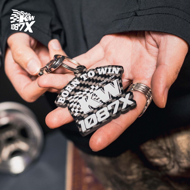 1087X Kw Co-Branded Pure Carbon Fiber Keychain 100% Pure Carbon Pendant 5mm Thick Universal Car Keychain