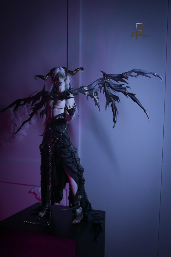 Vic Dragon Version-06.jpg