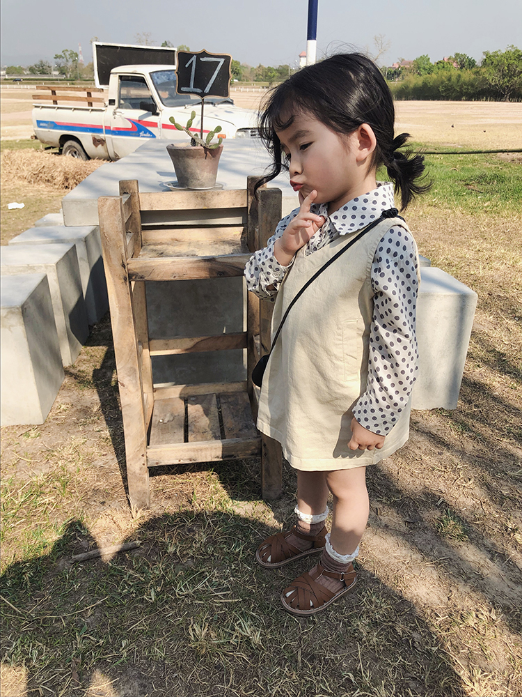 Váy Leobaby bé gái 2019 xuân mới v-cổ túi nhỏ váy vest bé ngoại váy hoang dã - Váy bexinhshop shop