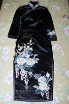 Yan Qixi cheongsam custom heavy silk embroidered cheongsam dress Autumn and winter thickened padded long-sleeved cheongsam