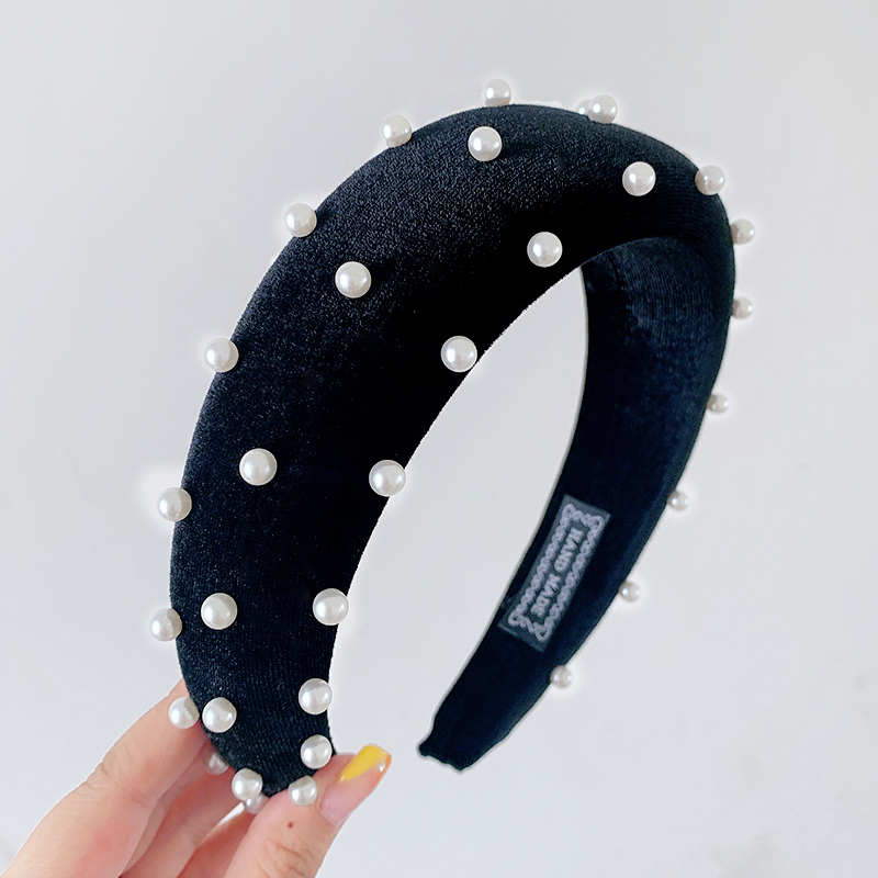 Retro Pearl Thickened Plush Knitted Fabric Wide-brimmed Headband  Wholesale display picture 4