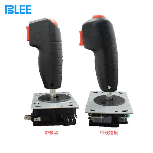9DVR-Ausrüstung Spielkonsole Arcade-Flug-Joystick mit Knopf-Vibrations-Launcher-Masturbations-Joystick-Bedienhebelgriff