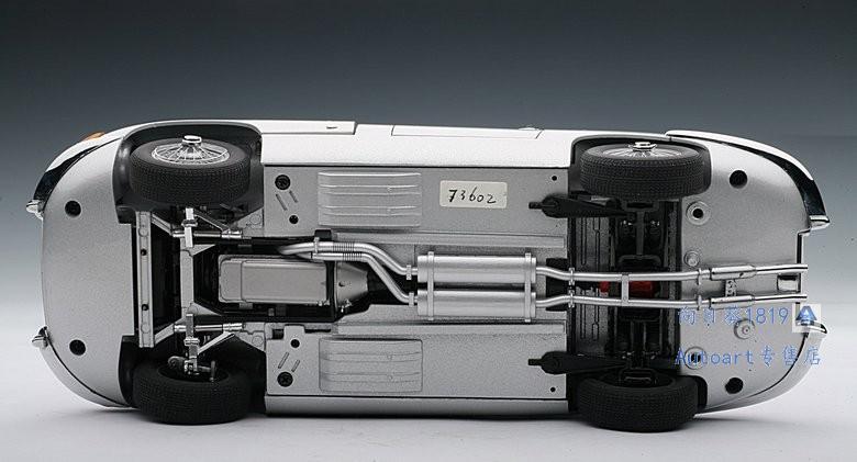 https://img.alicdn.com/imgextra/i4/570245842/TB2MBe3akfb_uJkSnfoXXb_epXa_!!570245842.jpg 1:18車模 AUTOART 1/18 捷豹 JAGUAR E-TYPE I 3.8 敞篷合金汽車模型